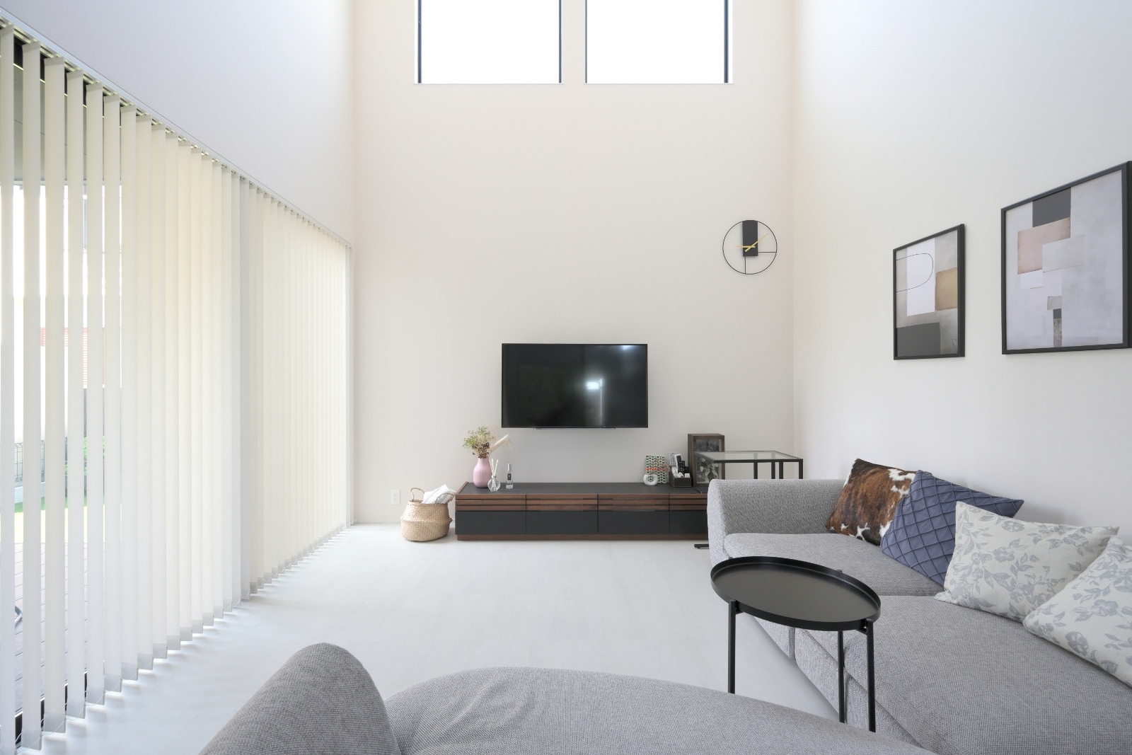 隠して魅せる家